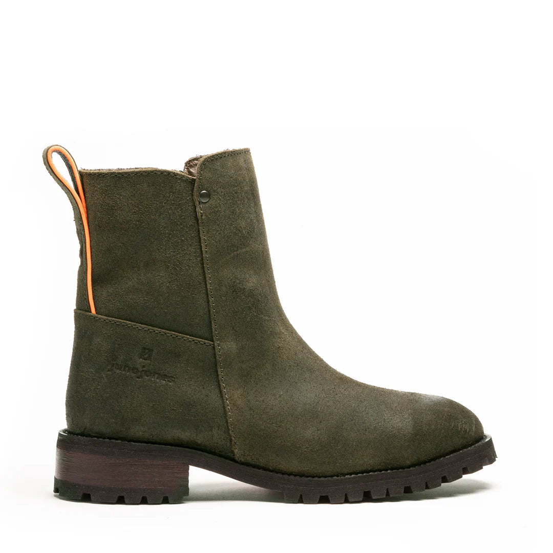 Cozy Outerwear Women's Meti Steel Toe Boots, Medusa