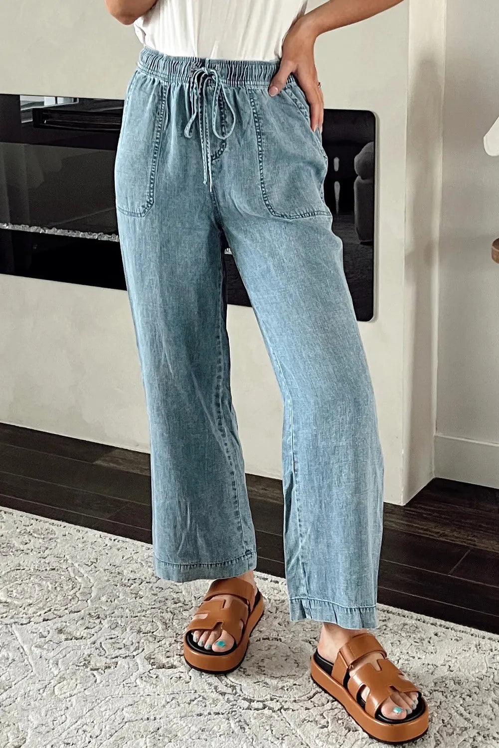 Simple And Comfortable Drawstring High Waist Jeans with Pockets