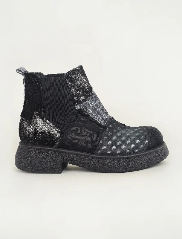 Celebrity Picks Cajac Patterned Boot, Black