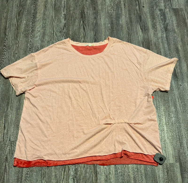 Celebrity Style Top Short Sleeve Basic By C And C  Size: 2x