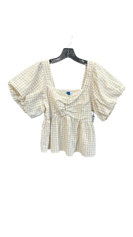 Soft Trends Top Short Sleeve By Old Navy In Checkered Pattern, Size: S